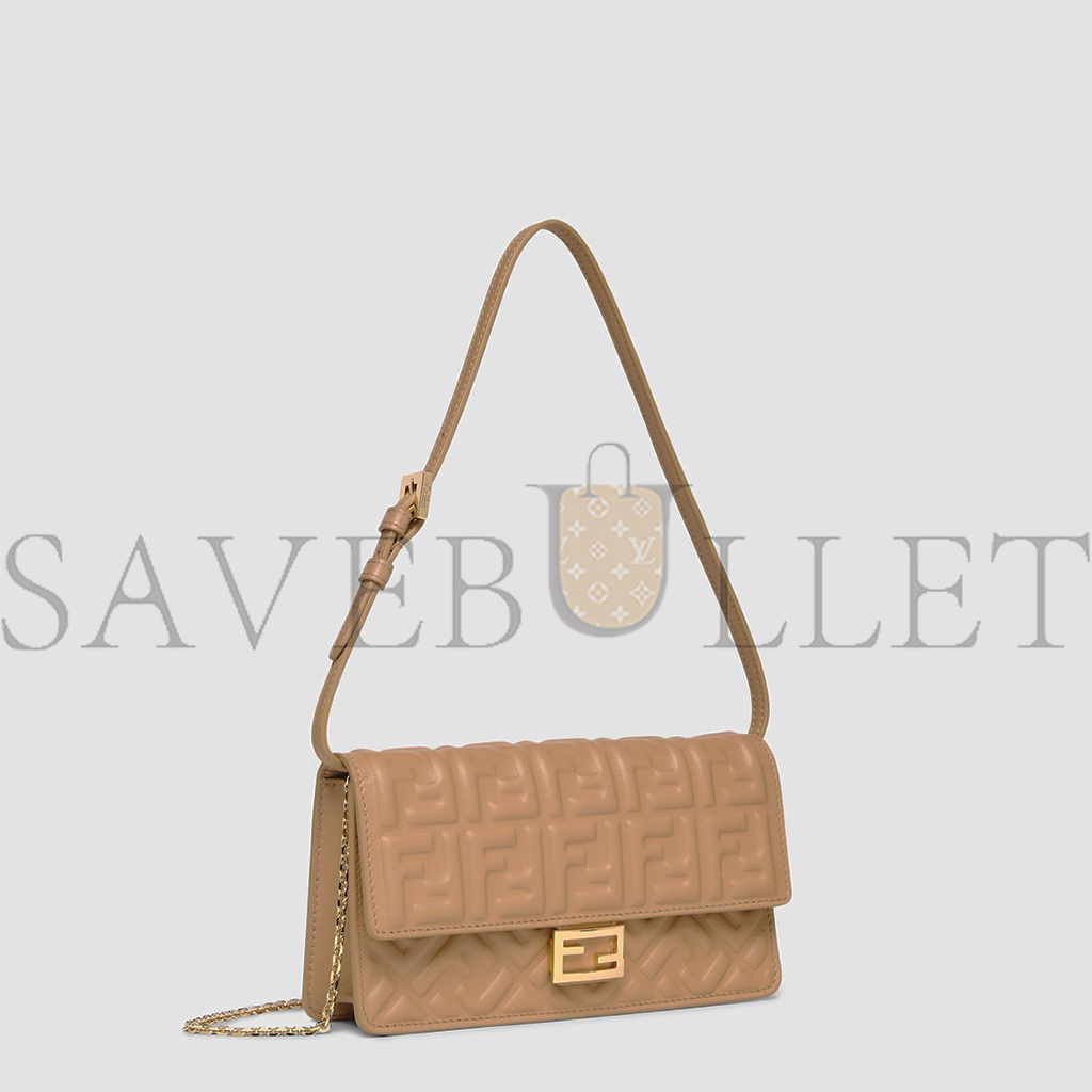 FENDI WALLET ON CHAIN BAGUETTE 8M0498AAJDF15KR (21*11.5*5cm) FENDI WALLET ON CHAIN BAGUETTE 8M0498AAJDF15KR (21*11.5*5cm)